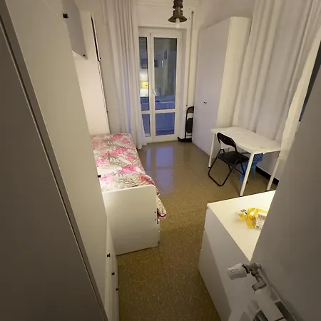Apartment Comfort And Quiet Few Steps From The Ligurian Sea