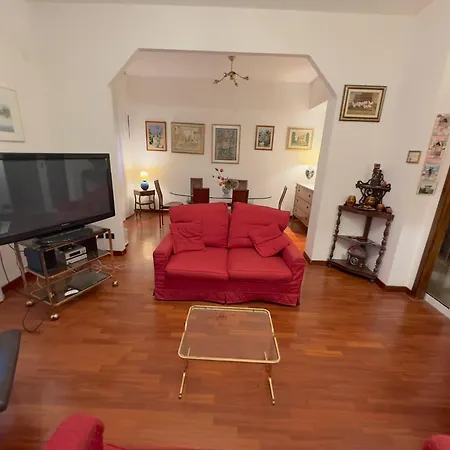 Comfort And Quiet Few Steps From The Ligurian Sea アパート *